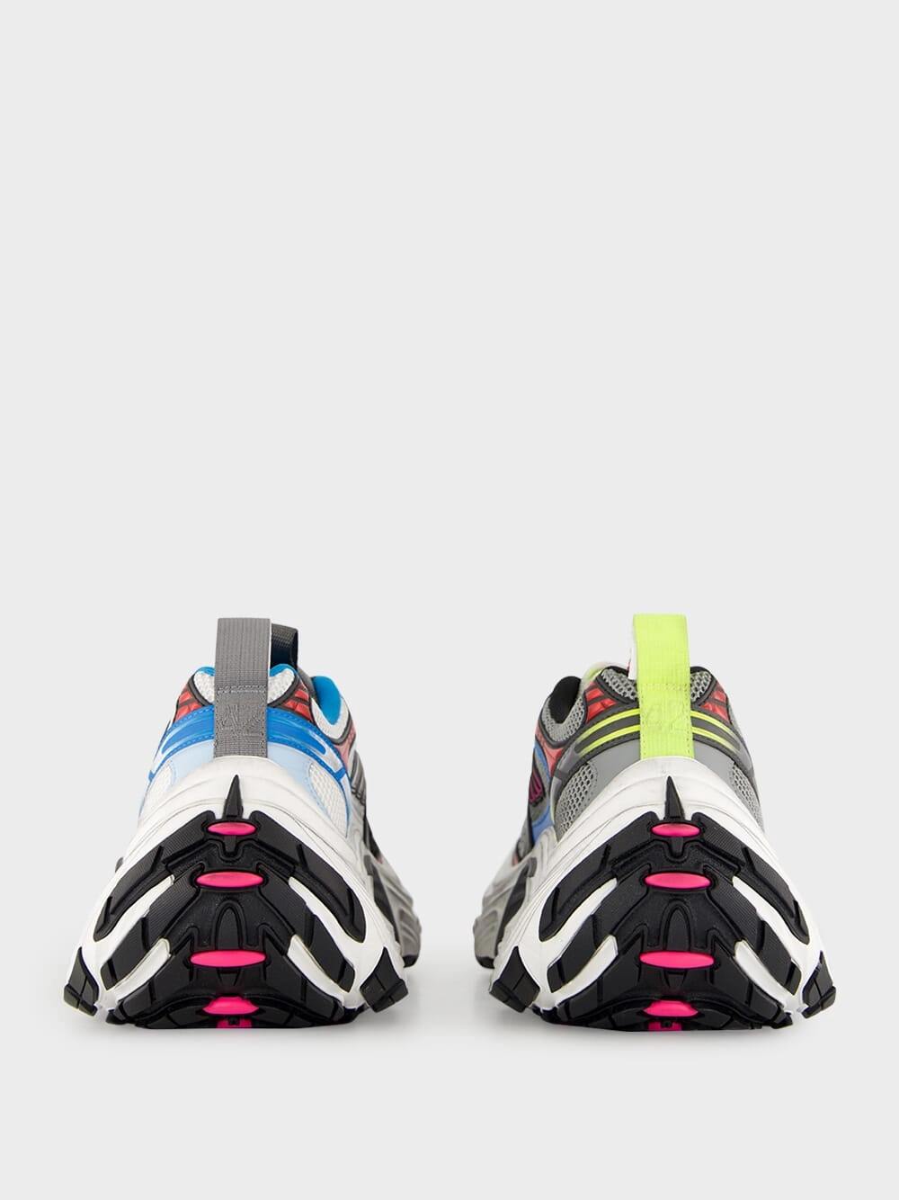6XL Mesh Sneakers in Black White Multicolour