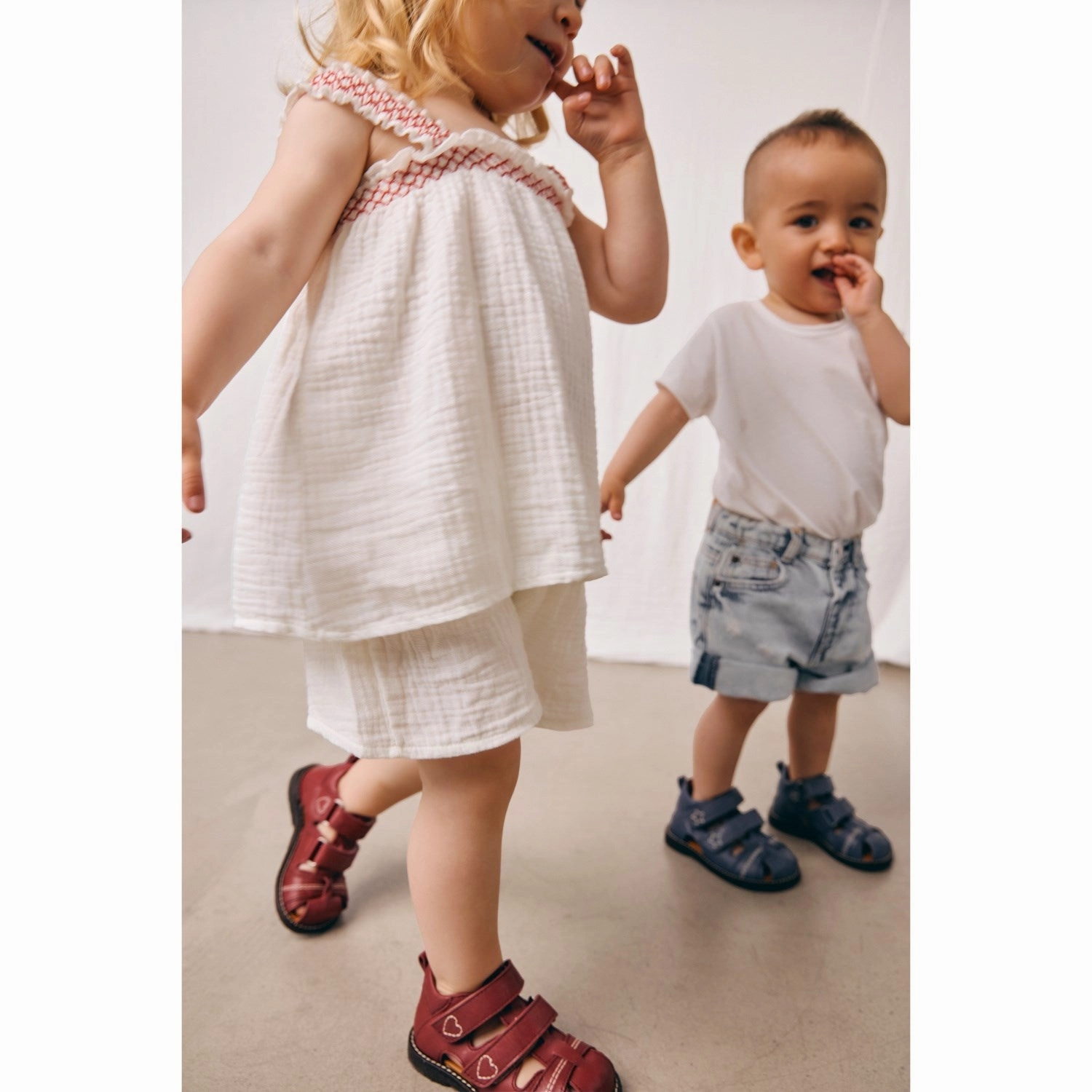 Angulus Indigo Sandal Med Stjernebroderi