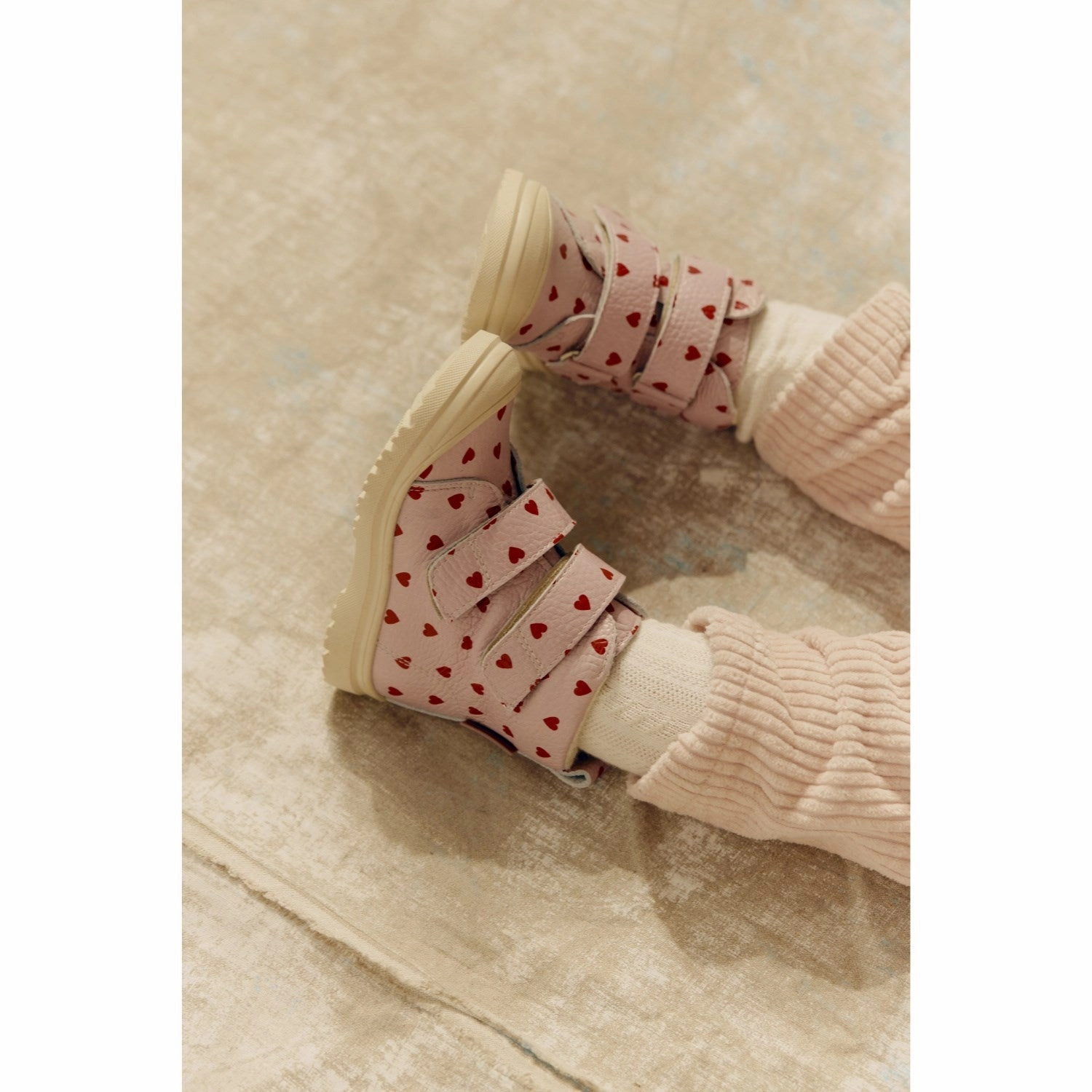 Angulus Rose Hearts Tex-Leatherstvle Med Merino Woolfoer Og Hjerteprint