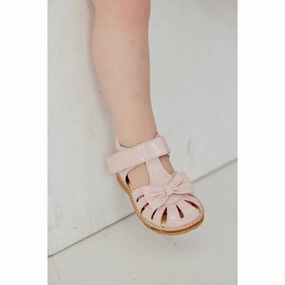 Angulus Rosebud Beginner Sandal Med Bow Og Velcro Fastening Kids Closed Toe Sandals promo