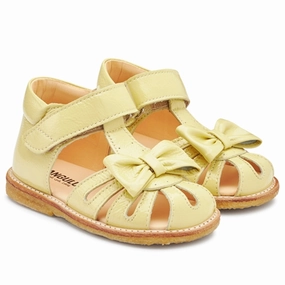 Angulus Starter Sandal W. Bow And Velcro Light Yellow Kids Closed Toe Sandals promo