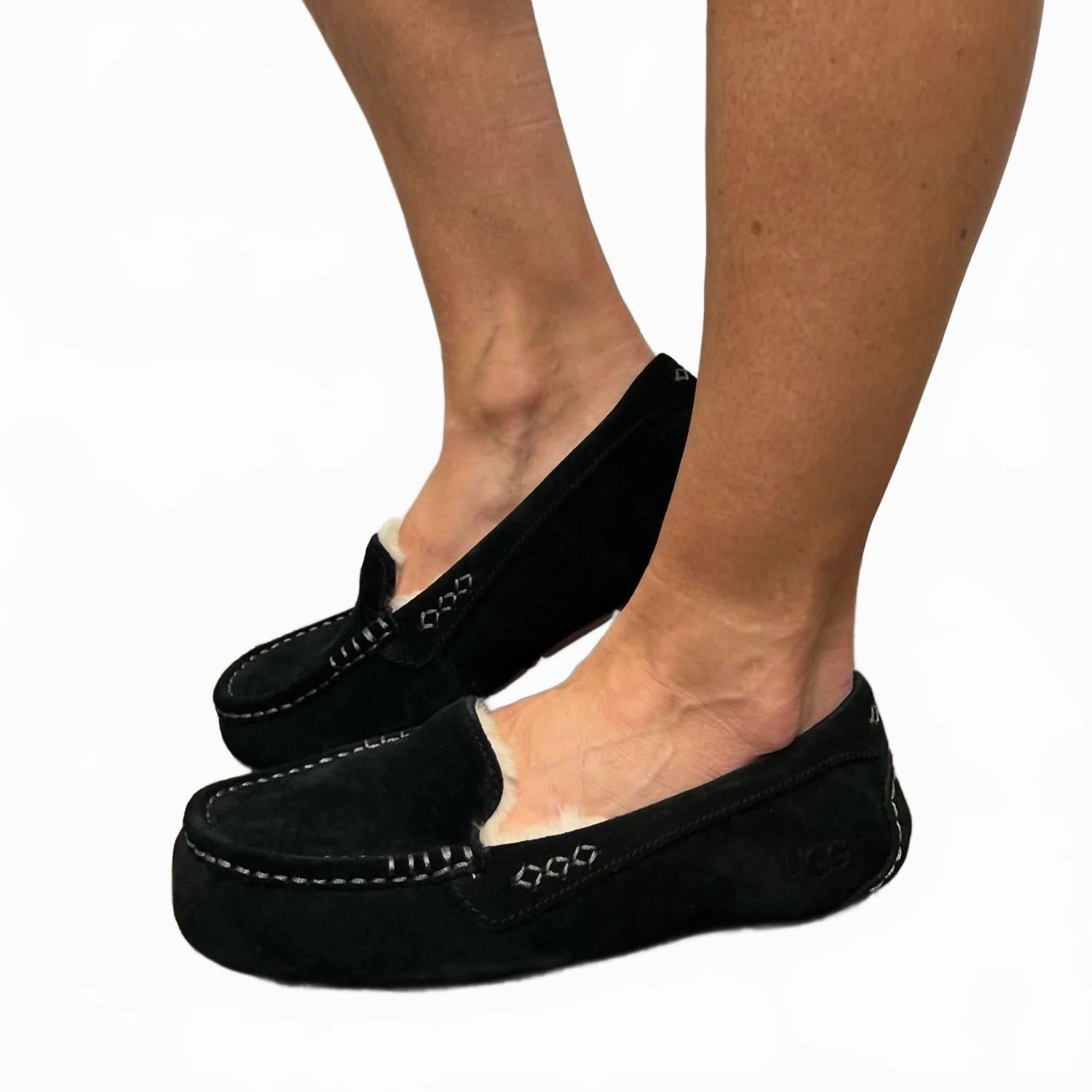 Ansley Slippers In Black