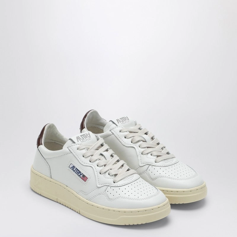 Autry Women's Low Medalist / Sneaker Best-selling Womens Sneakers