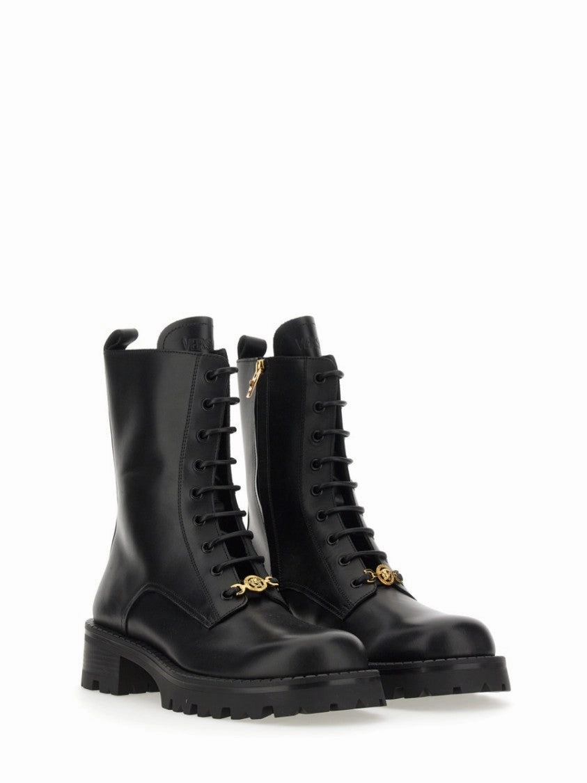 Boot With Laces Alia