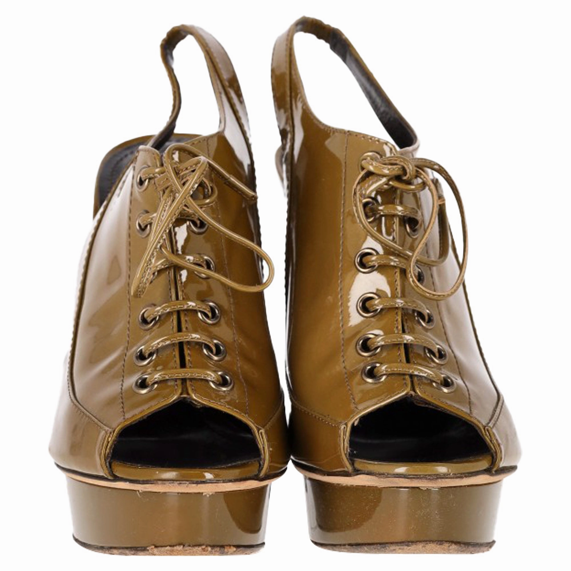 Burberry Slingback Heels in Olive Patent Leather