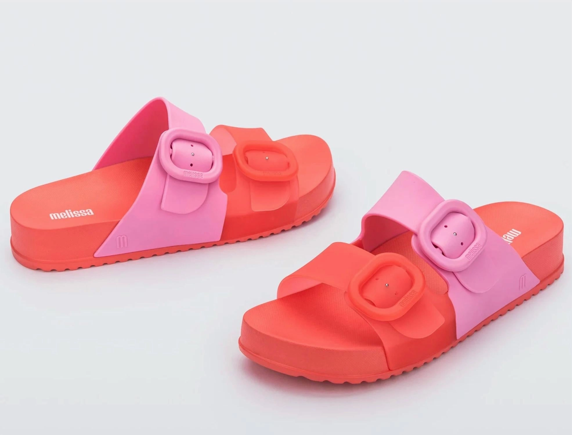 Cozy Slide Ad In Red/pink