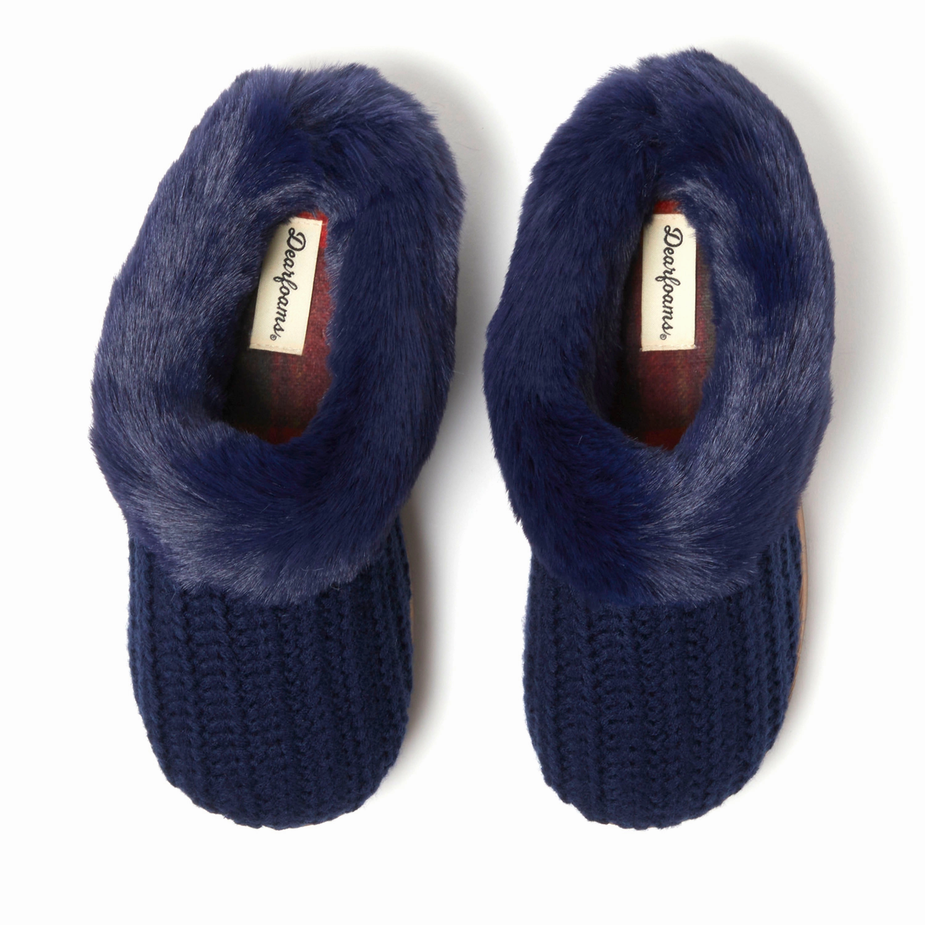 Dearfoams Women's Hannah Festive Knit Clog Slipper
