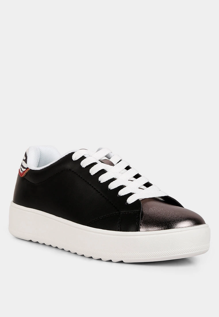 dory metallic accent sneakers