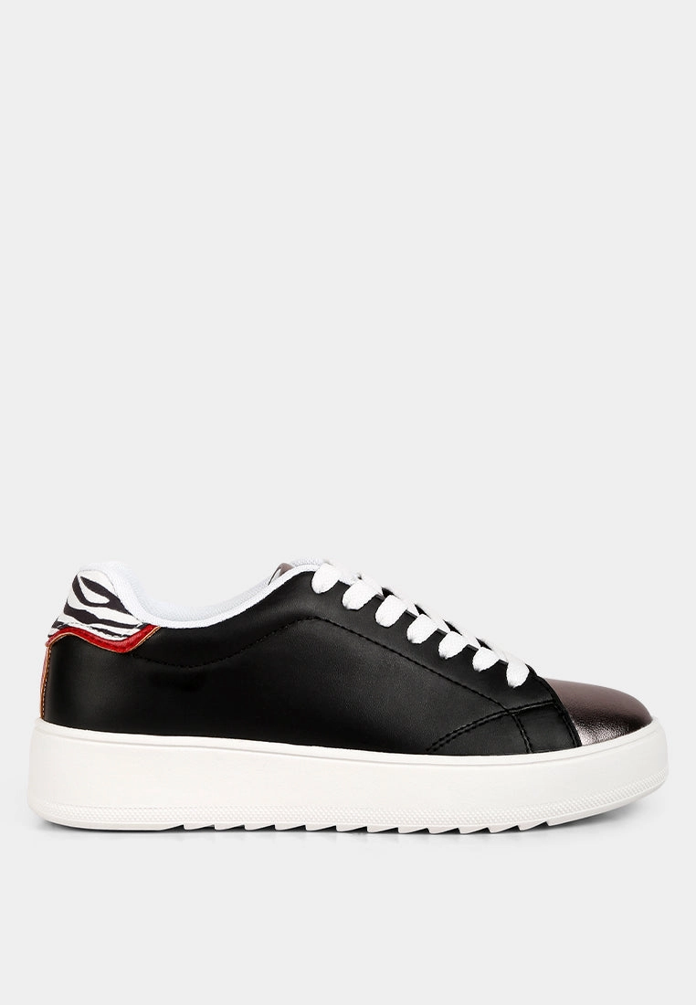dory metallic accent sneakers