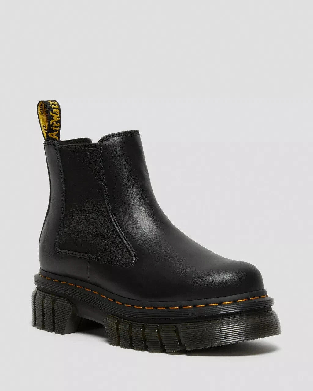 Dr. Martens Audrick 27148001 Women 9 Black Leather Platform Chelsea Boot KHD2374