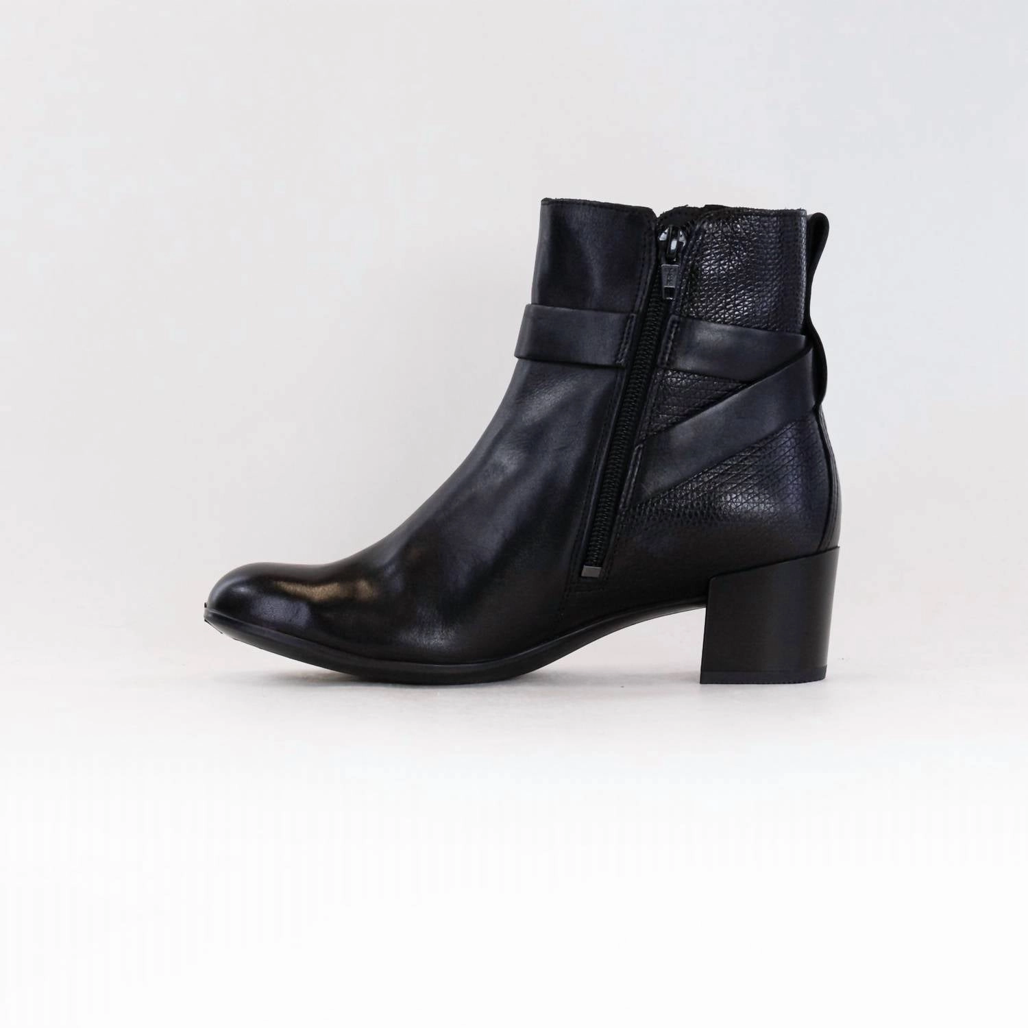 Dress Classic 35Mm Buckle Ankle Boot In Black