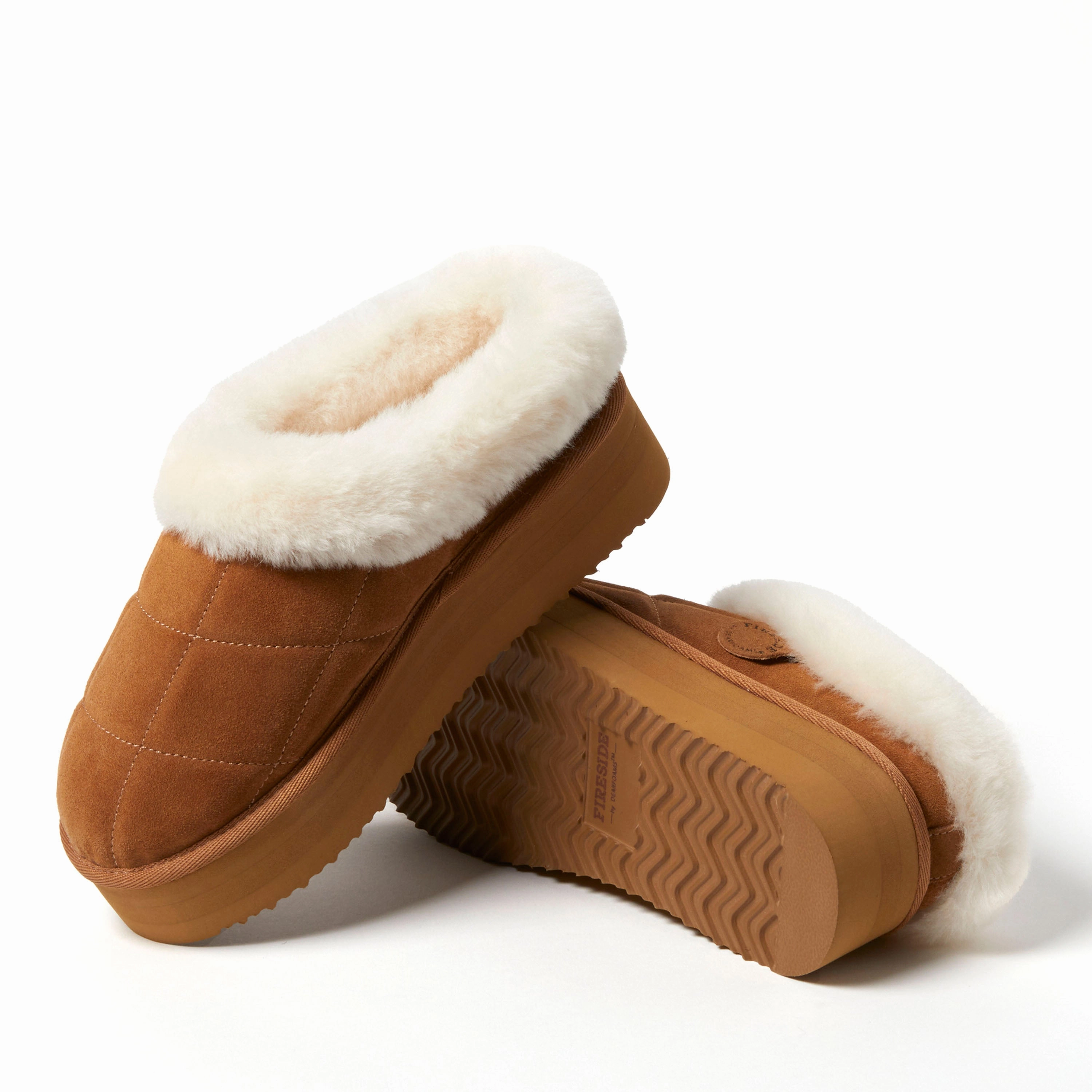 Fireside by Dearfoams Women's Bendigo Genuine Shearling Quilted Platform Clog