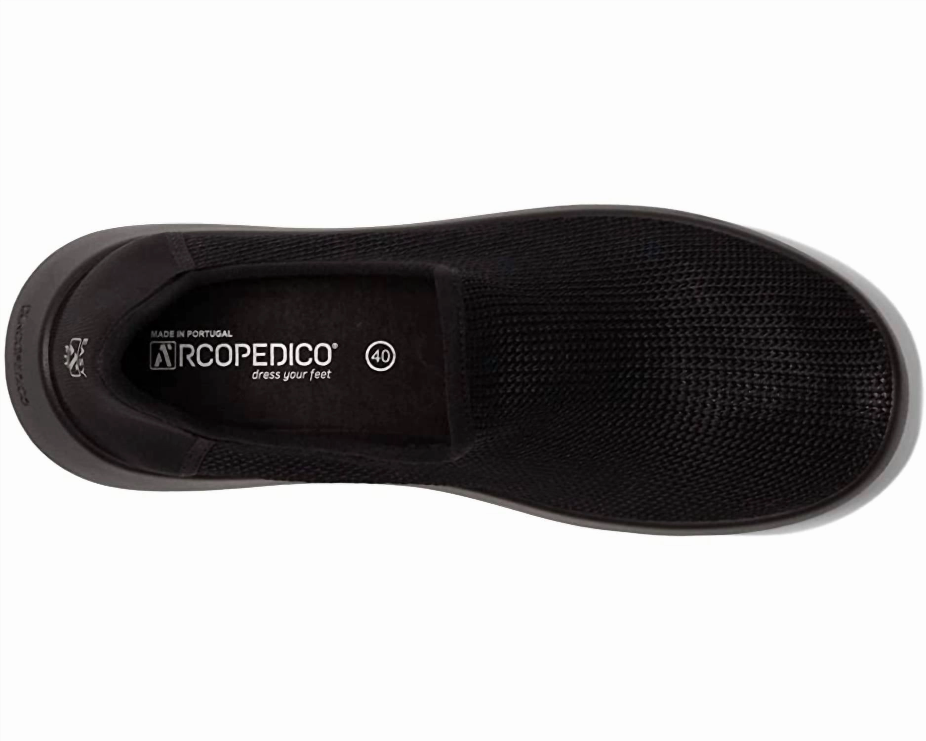 Gaia Slip On Sneaker In Black