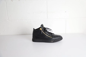 Giuseppe Zanotti Frankie High-Top Sneakers in Black Leather Trendy Sneakers for Women