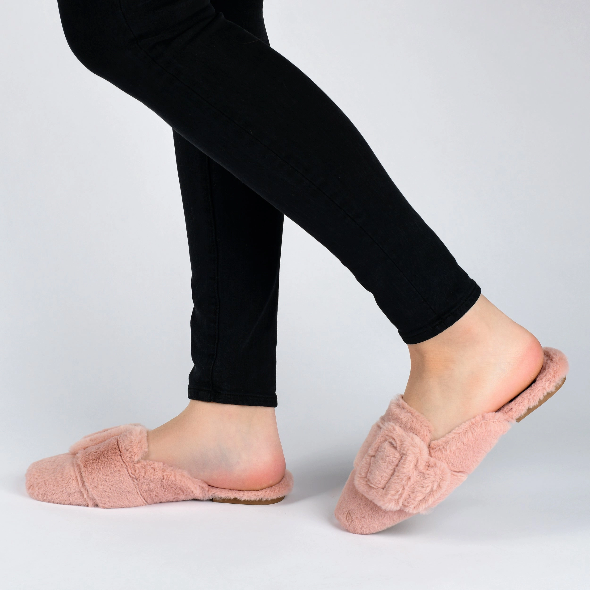 Journee Collection Women's Faux Fur Eara Slipper
