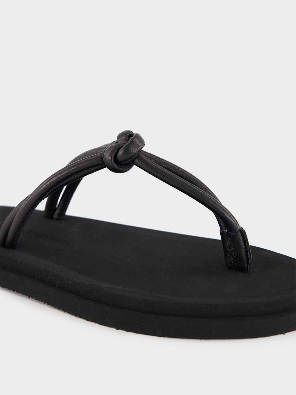 Knot Pool Slides in Black Nappa