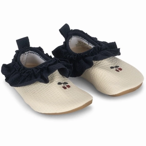 Konges Sljd Seedpearl Sailor Frill Swim Shoes Kids UV Water Shoes splash deals
