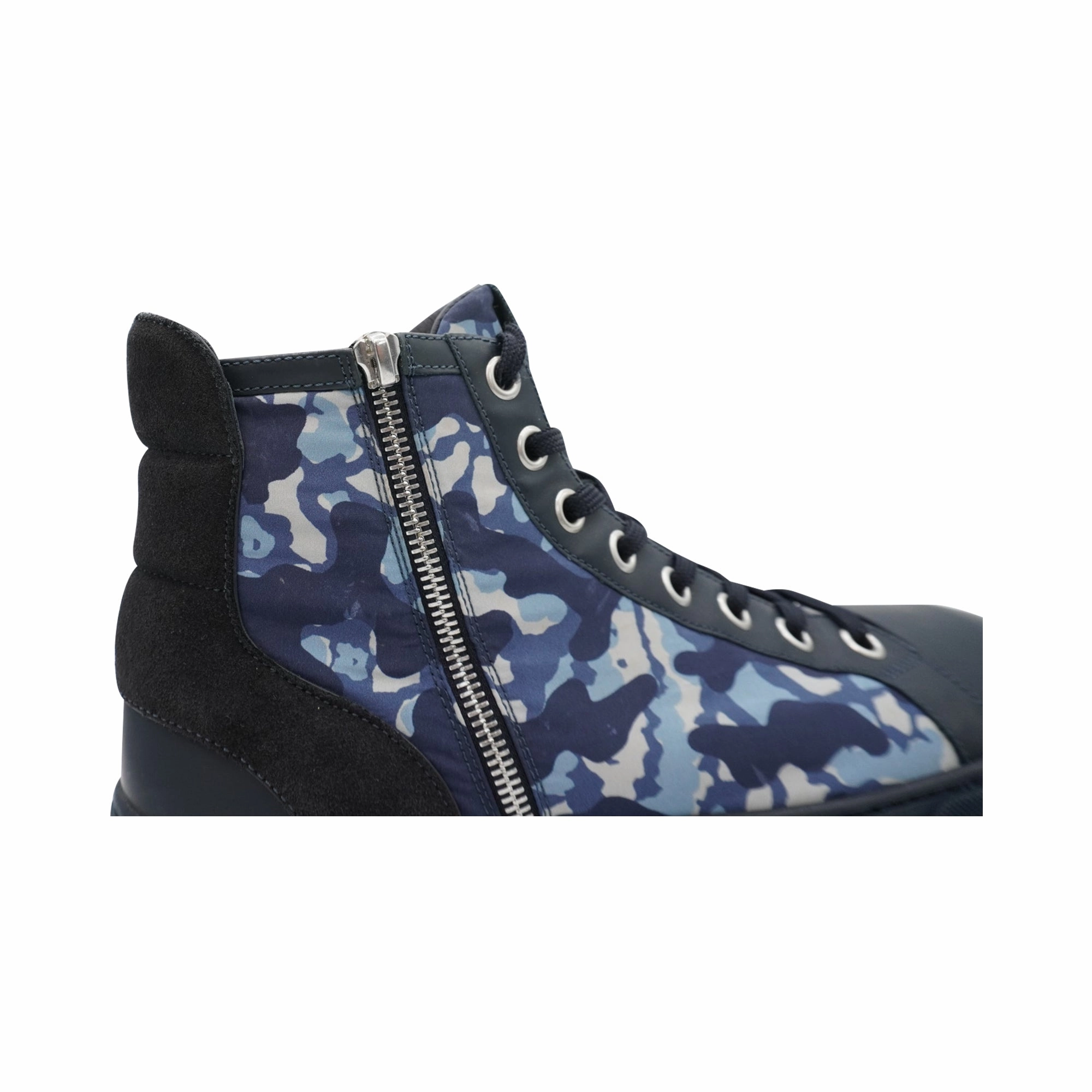 Louis Vuitton Camouflage Sneakers - Men's 7