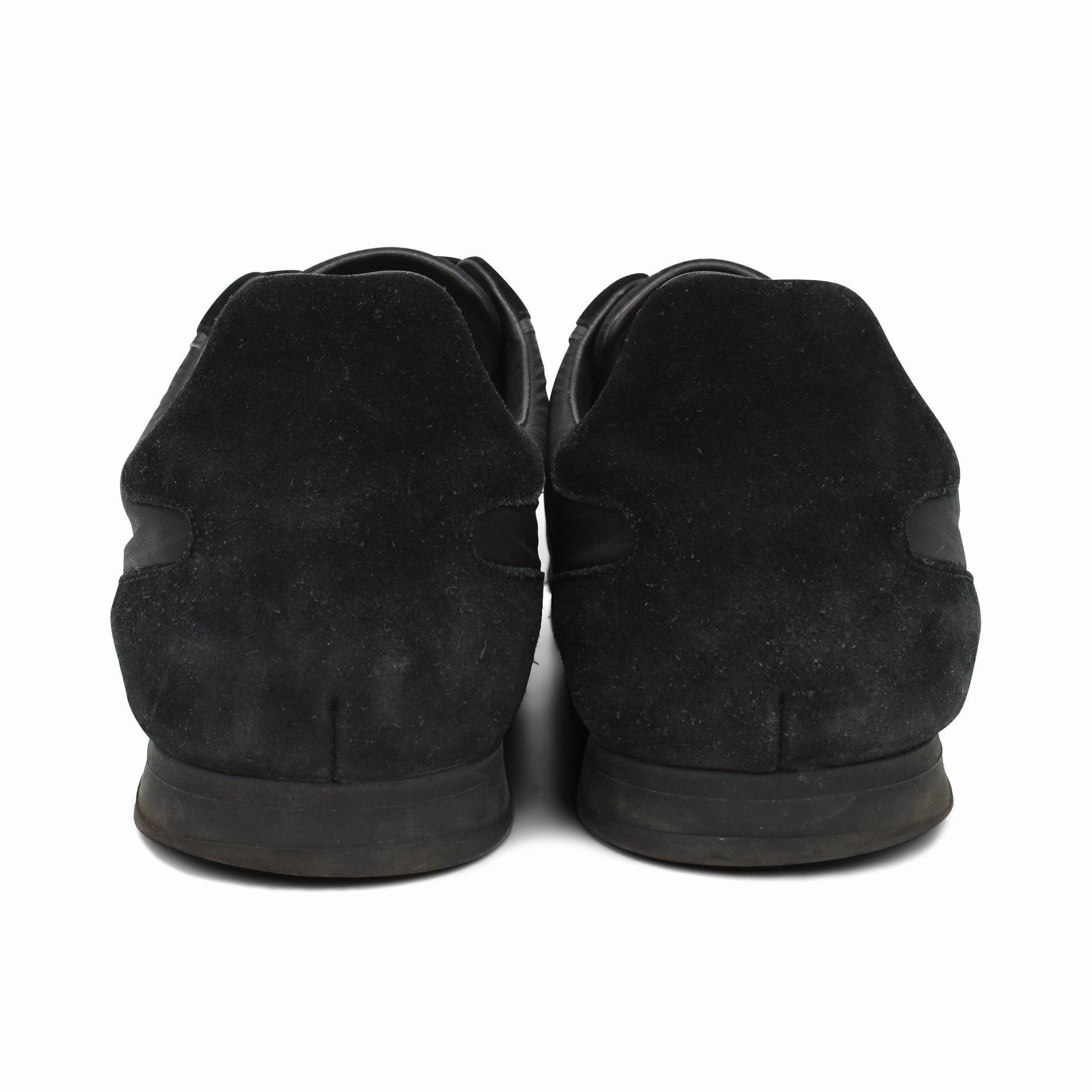 Louis Vuitton Sneakers - Men's 10