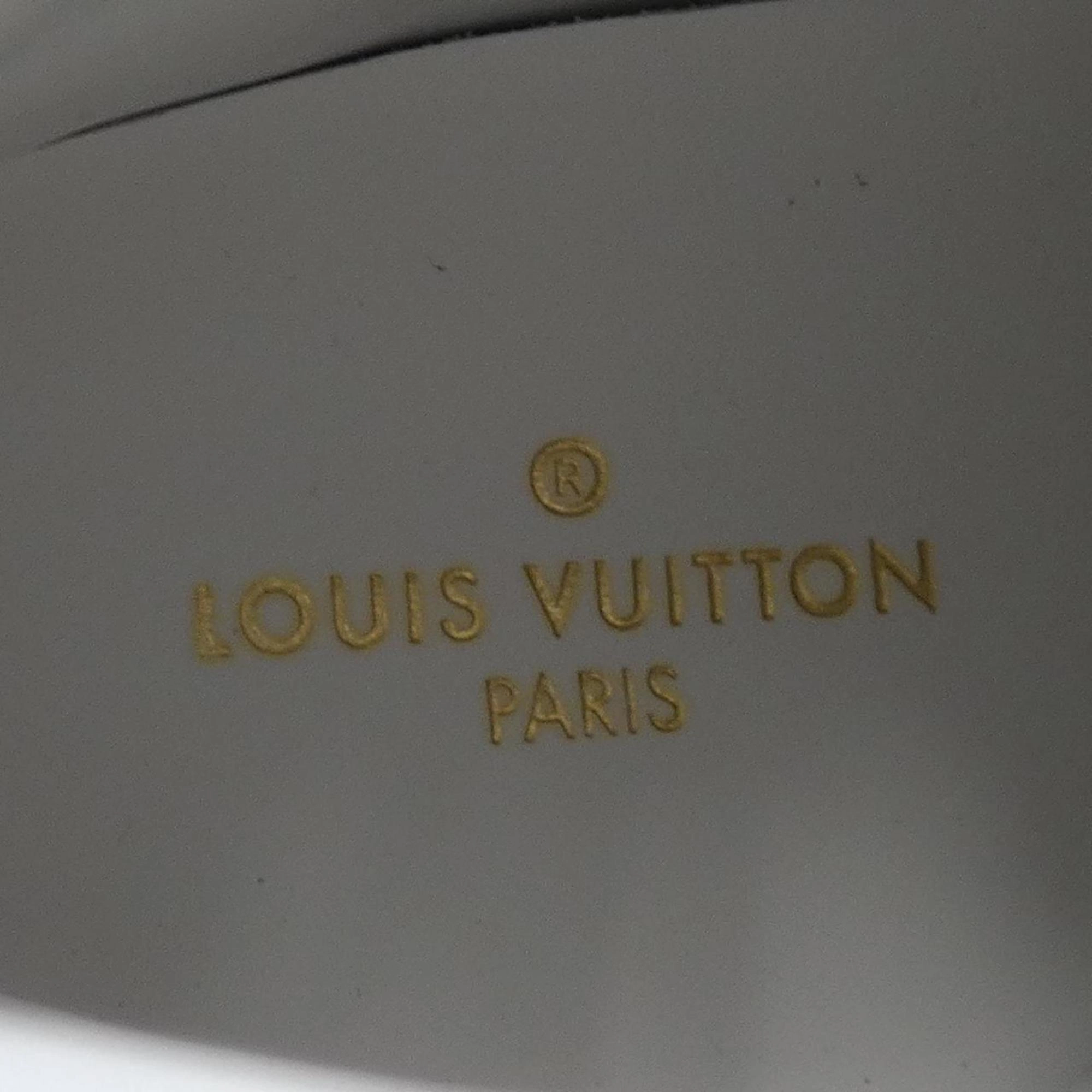 Louis Vuitton Sneakers (Pre-Owned)