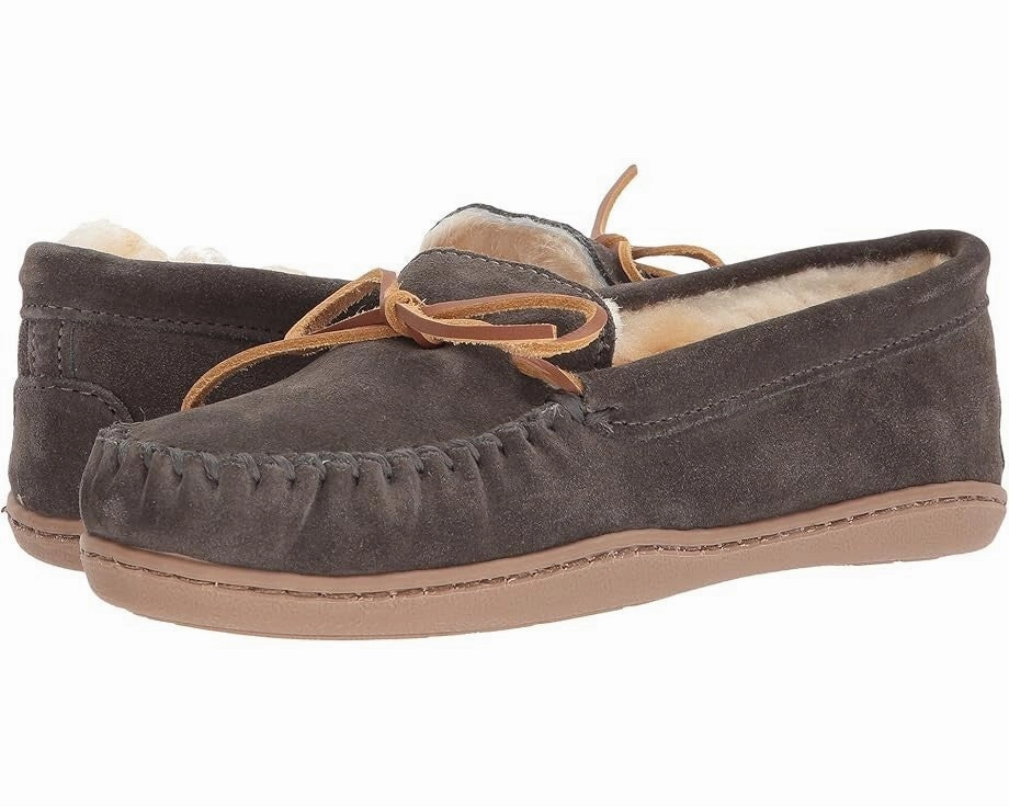 Minnetonka 3345 Slipper Womens 7 Gray Sheepskin Slip On Moc Toe Moccasin KHD2294 Womens Slippers at low price