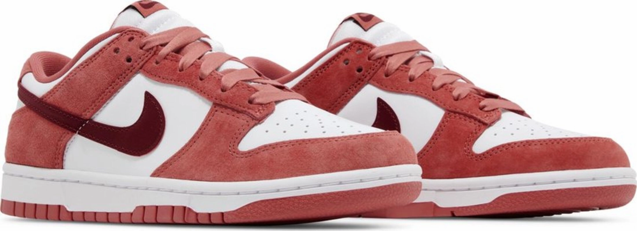 Nike Dunk Low Valentine's Day (2024) (Women's)