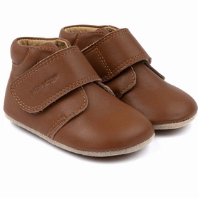 Pom Pom Camel Beginners Shoe Velcro House Slippers for Kids on sale