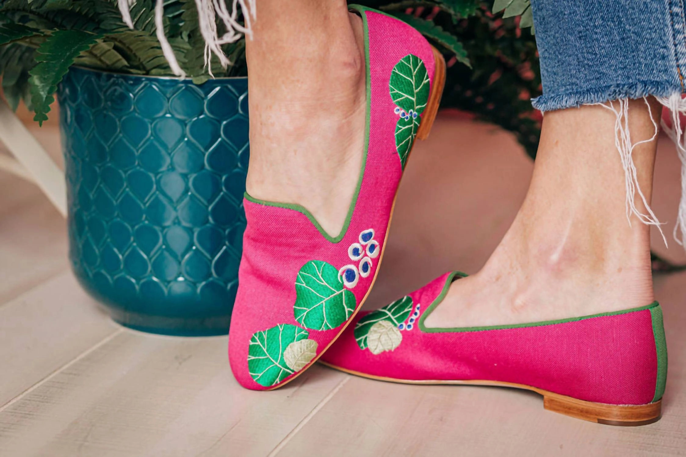 Sea Grapes Slipper In Fuchsia