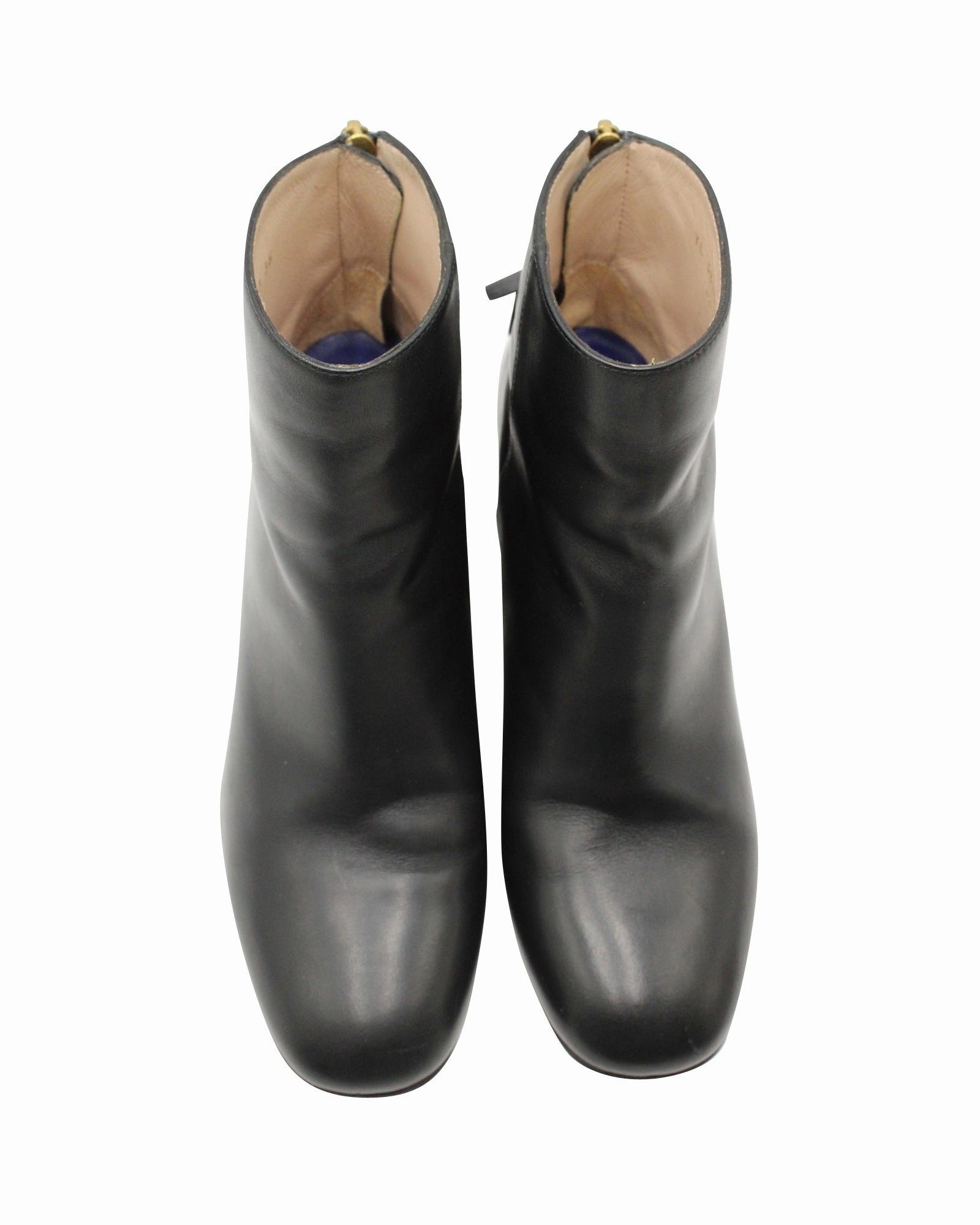 Stuart Weitzman Coban Ankle Boots in Black Leather