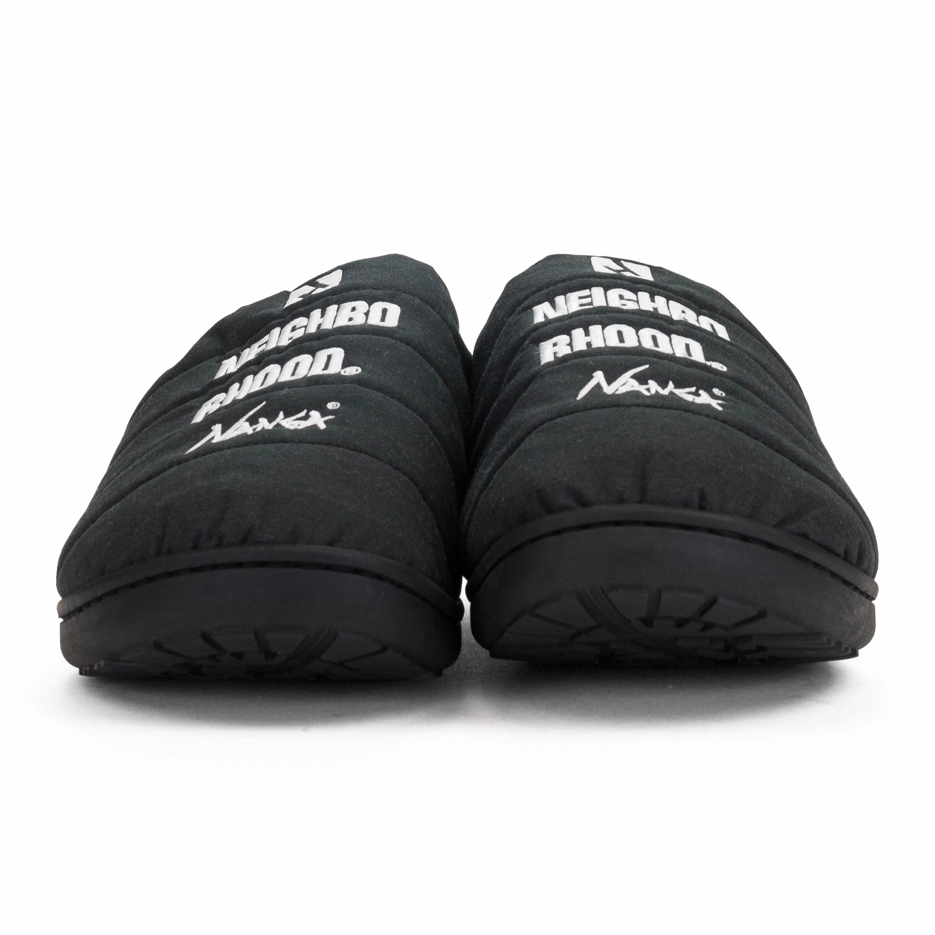 TAKIBI BLACK SANDALS & FLIP FLOPS