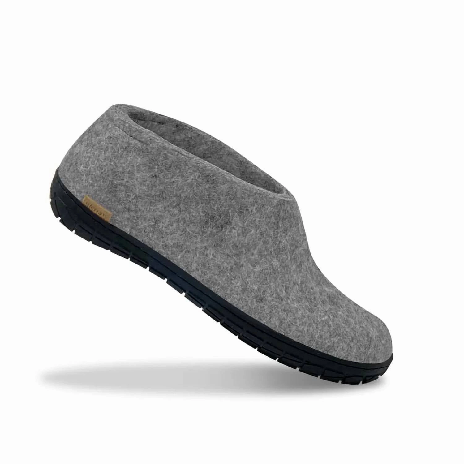 Unisex Felt Slipper With Natural Rubber Sole In Grey