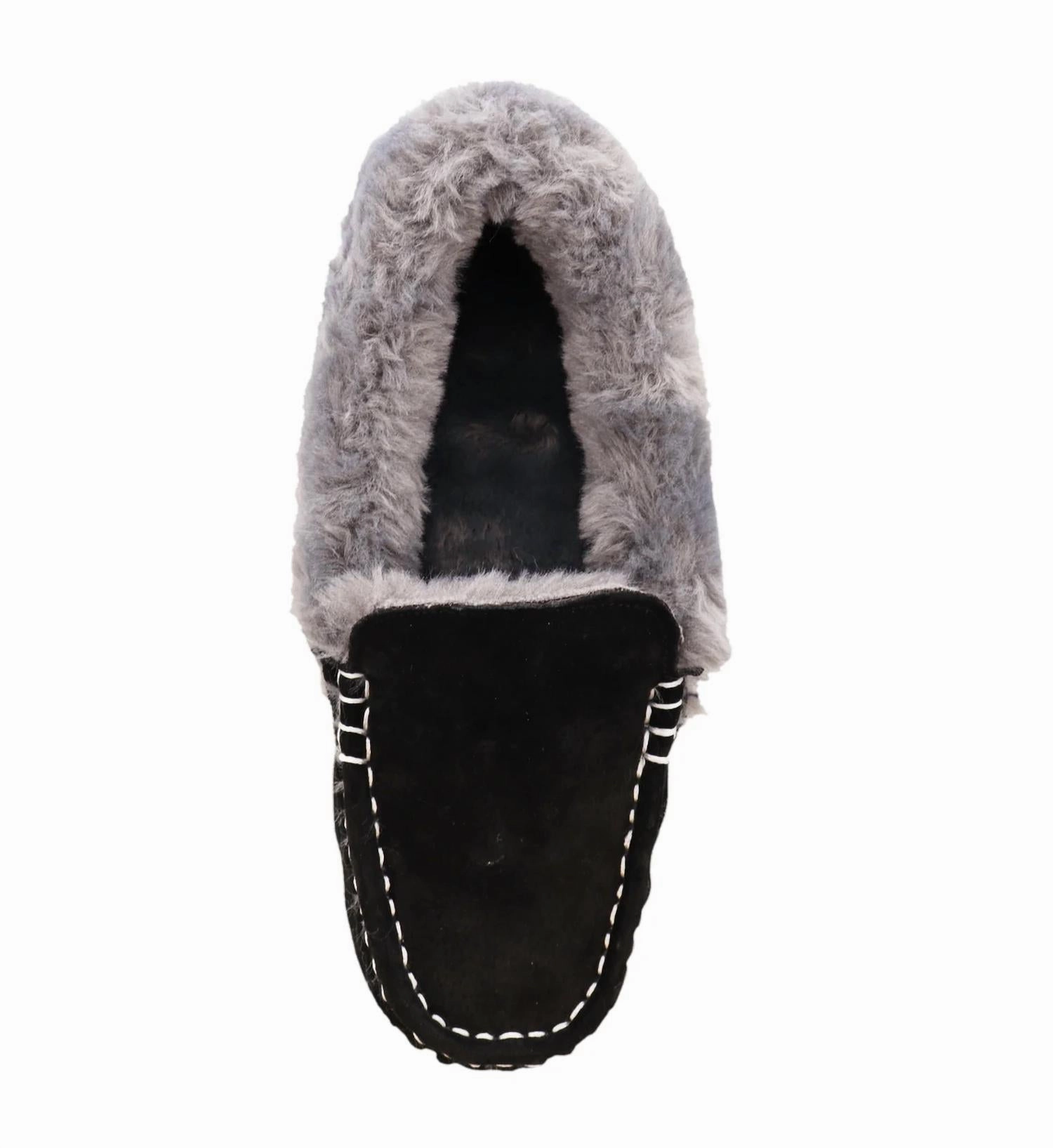 Women's Aussie Moc Slipper In Black