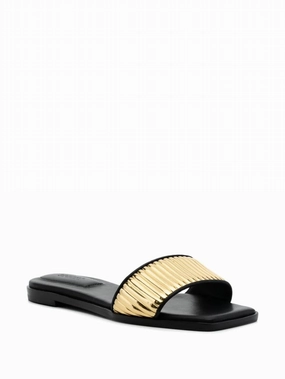 Women's Carter Flat Sandals In Black/gold Cozy Womens Slippers discount