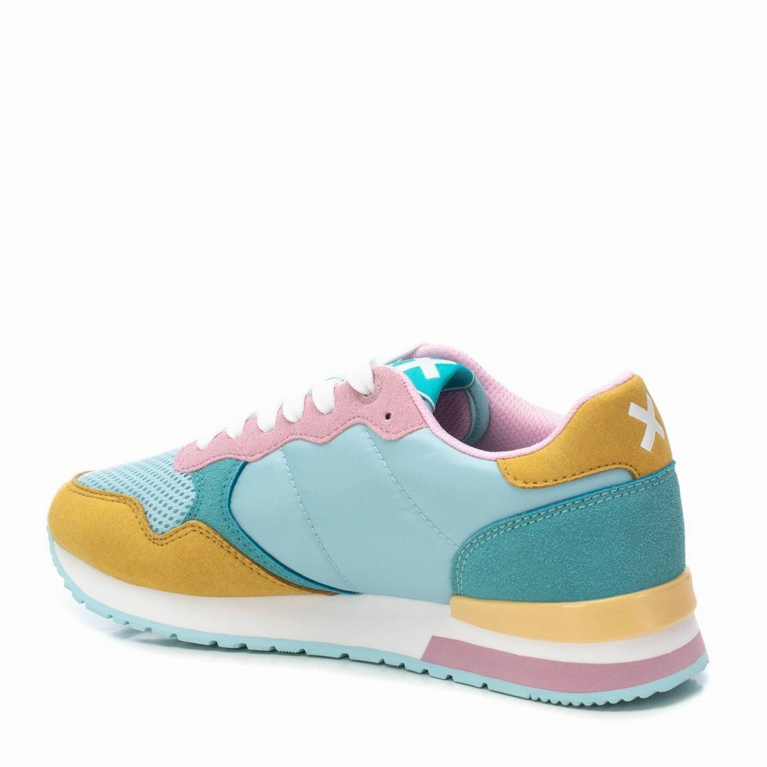 Women's Casual Sneakers By XTI