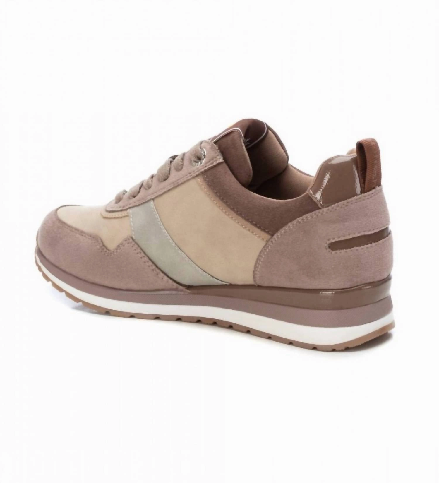Women's Casual Sneakers In Beige