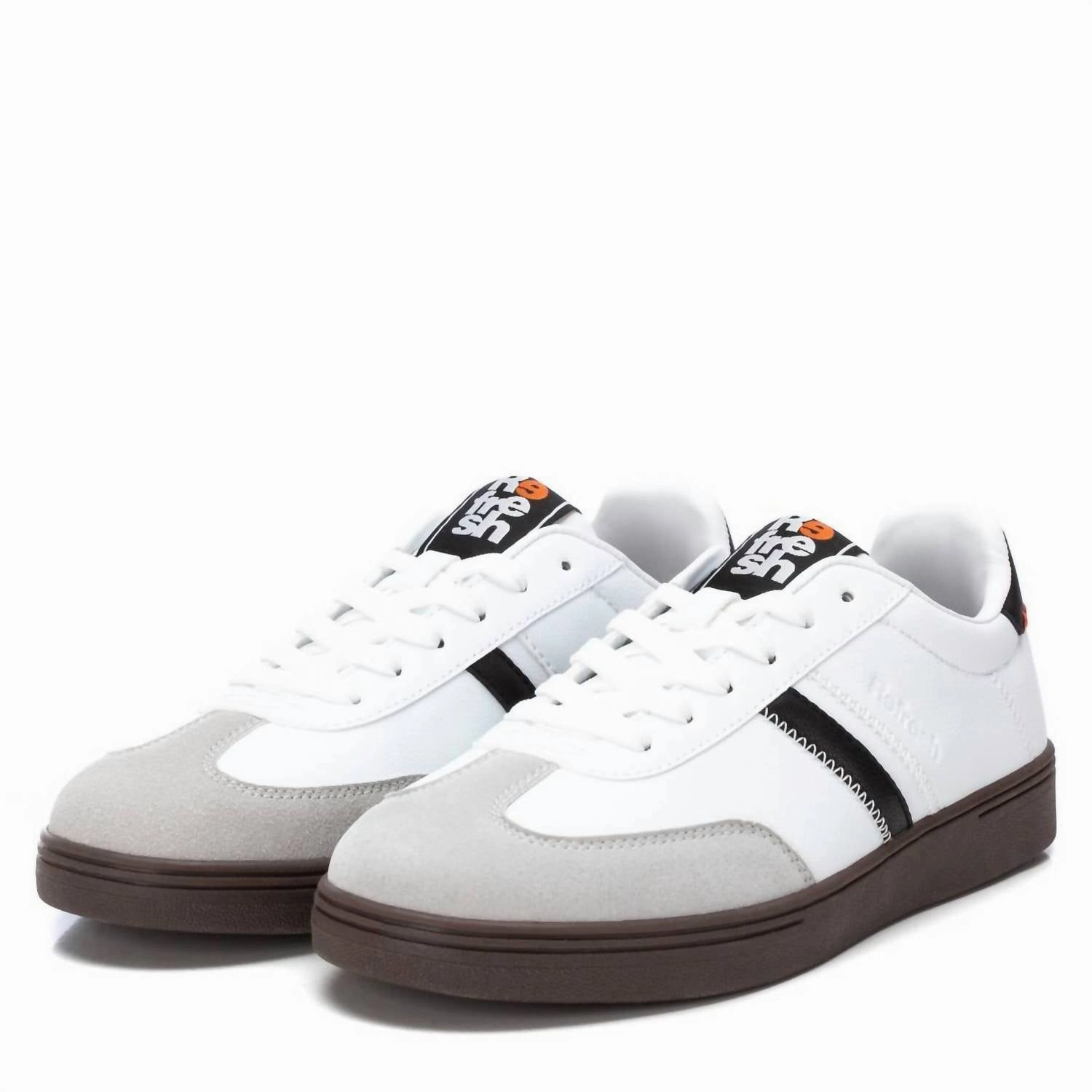 Women's Casual Sneakers In White