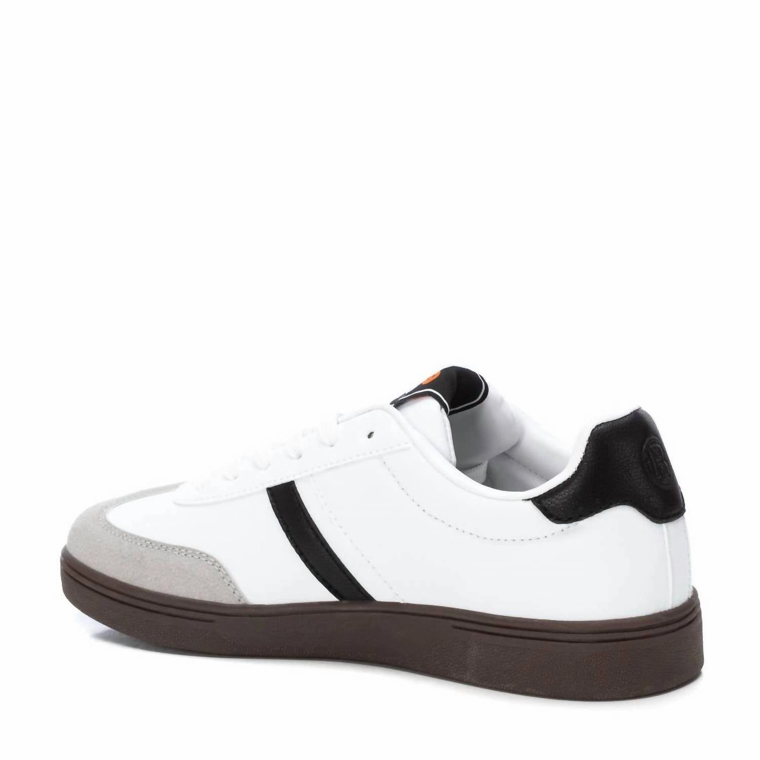 Women's Casual Sneakers In White