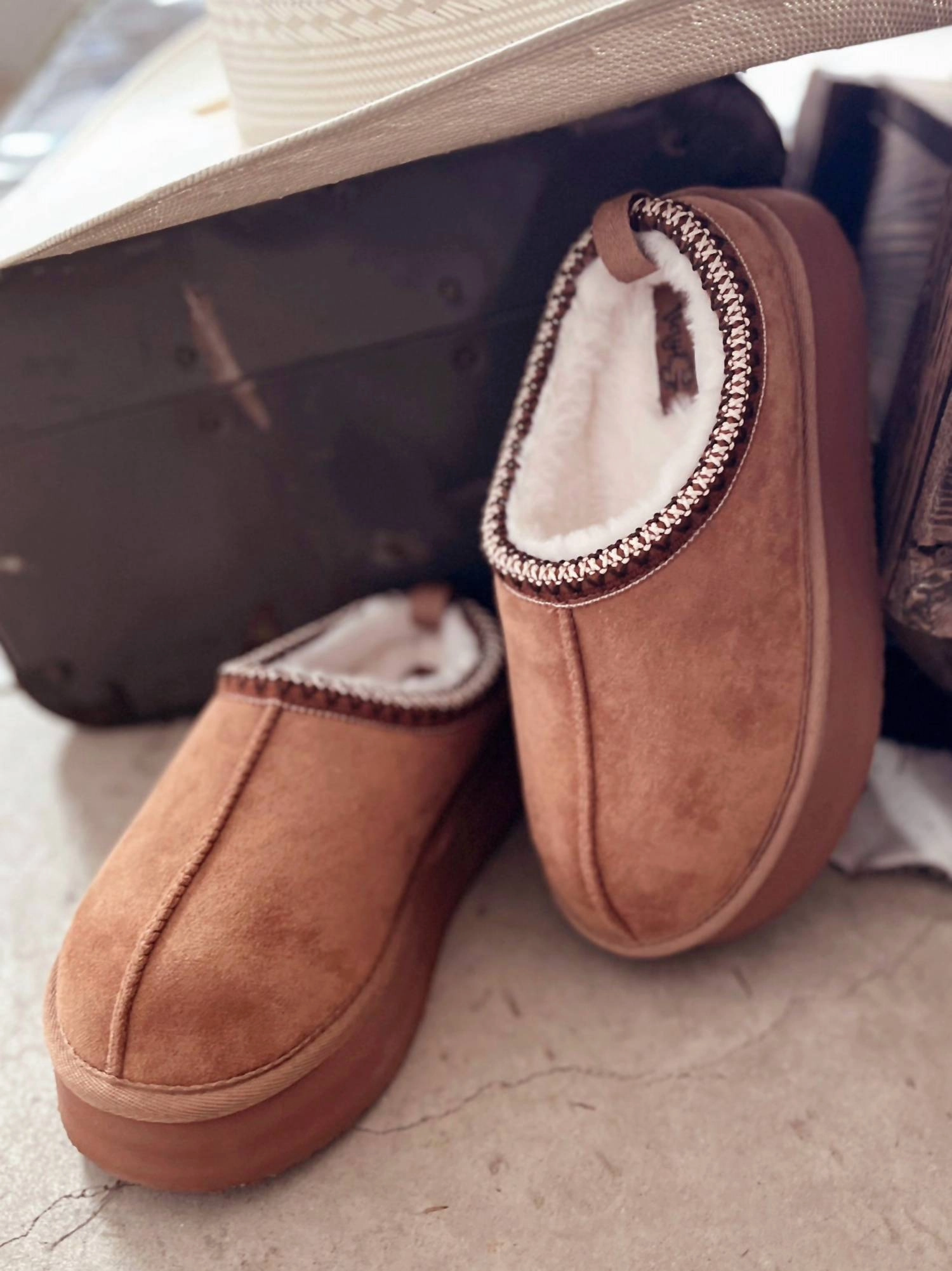 Women's Charlie Tan Platform Fuzzy Slippers In Brown Cozy Womens Slippers discount