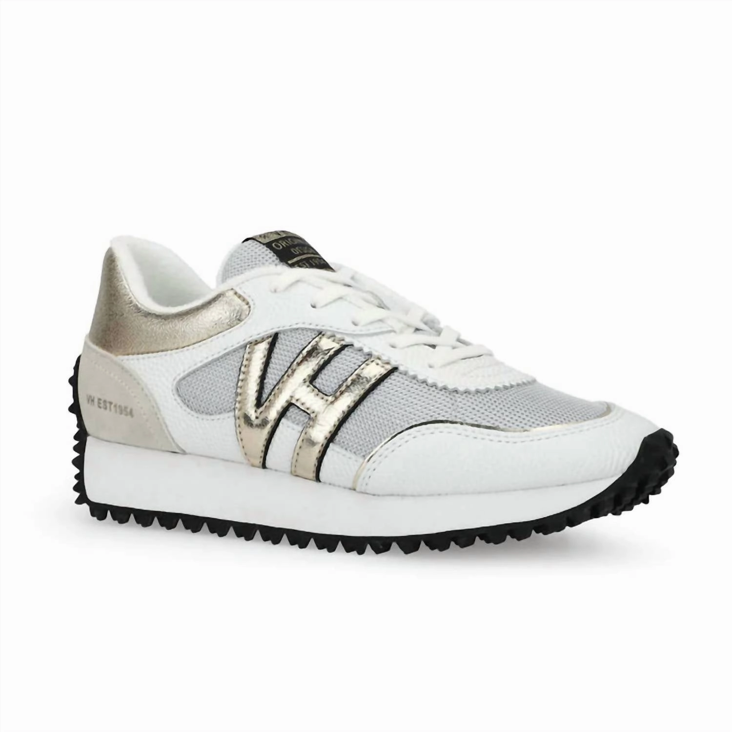 Women's Cosmic 8 Sneaker In White Pebbled
