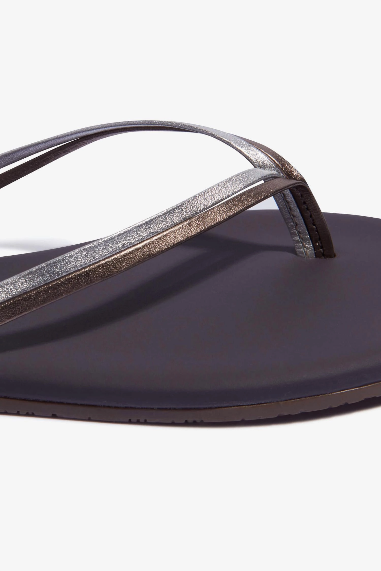Women's Duos Flip Flop In Silver Showers
