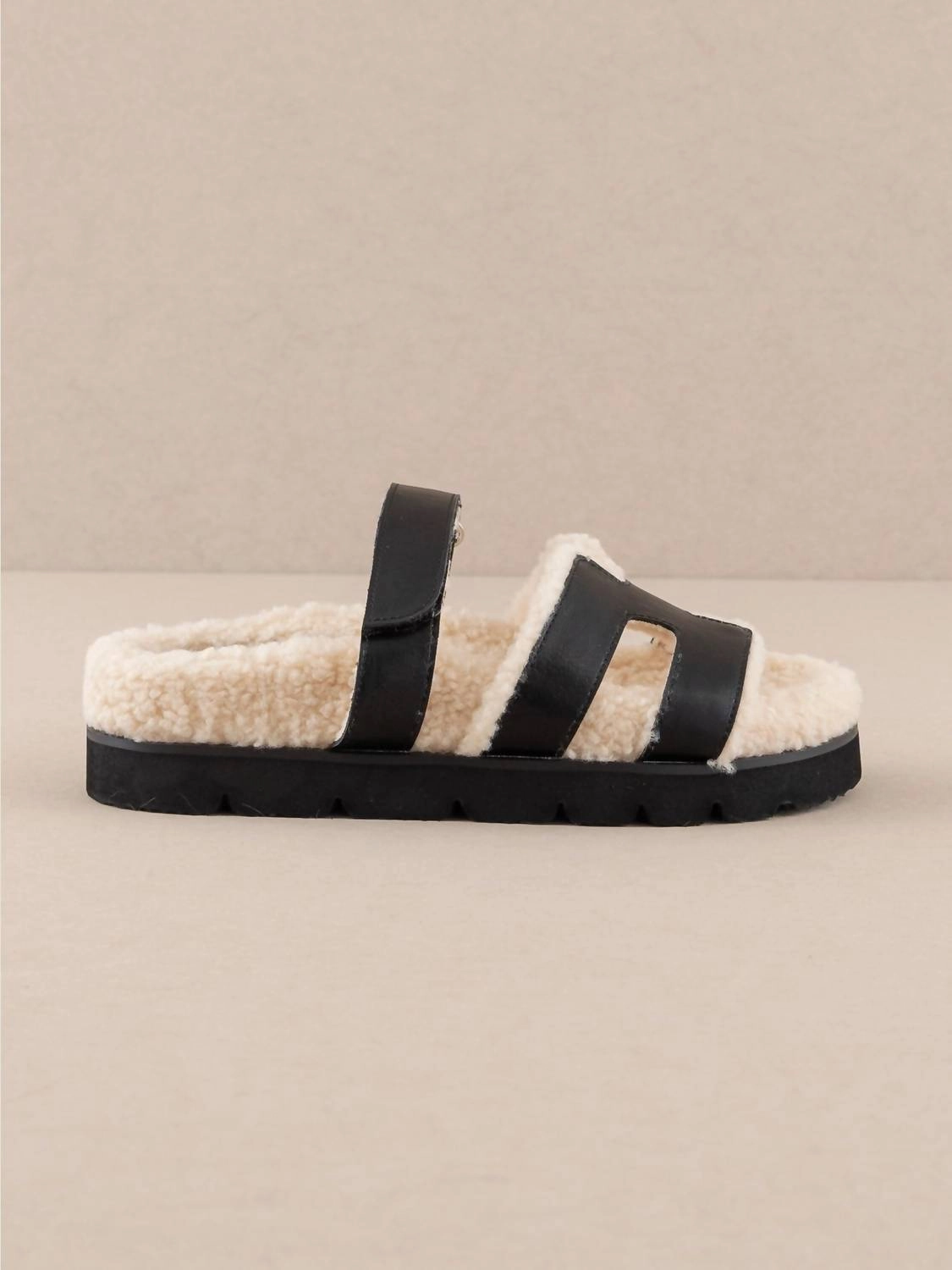 Women's Faux Shearling Slide Sandal In Black