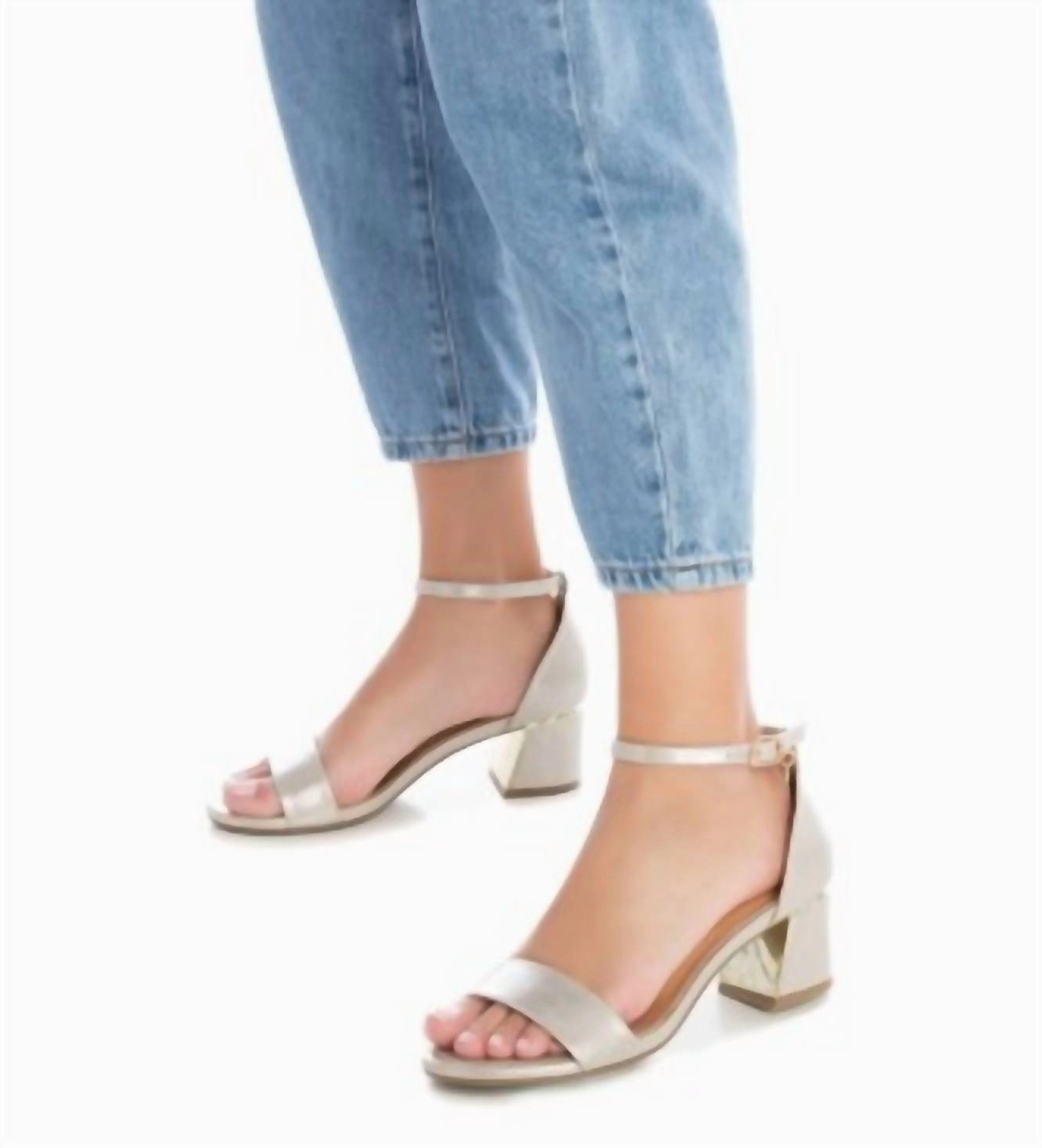 Women's Heeled Sandals In Gold