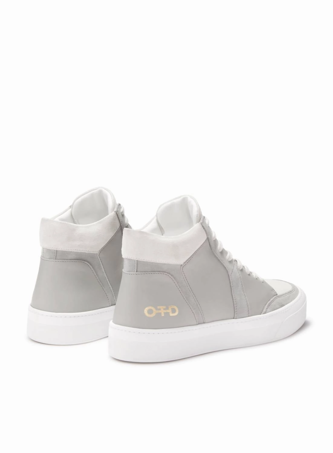 Women's Leather Mid Top Sneaker In Light Grey