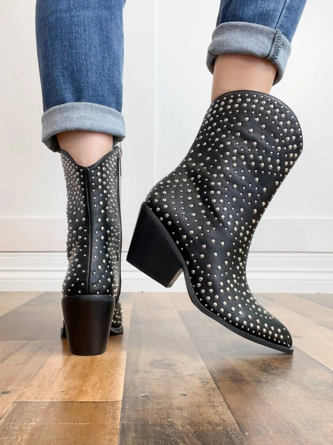 Women's Lowlights Boots In Black