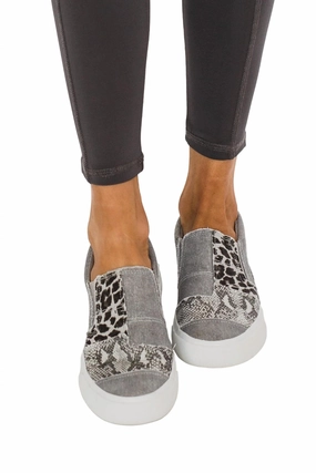 Women's Maddox Sneakers In Smoke Womens Sneakers at discount price