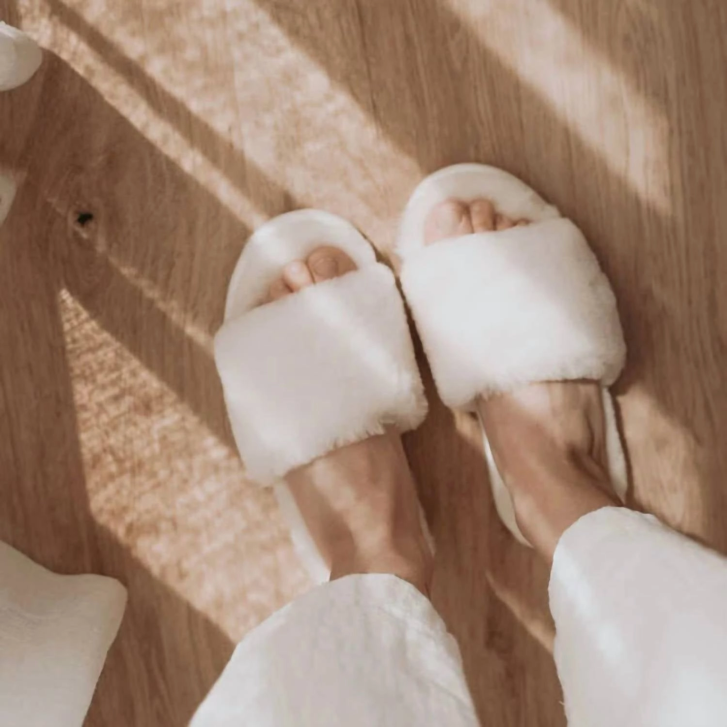 Women's Mckay Slipper In Natural