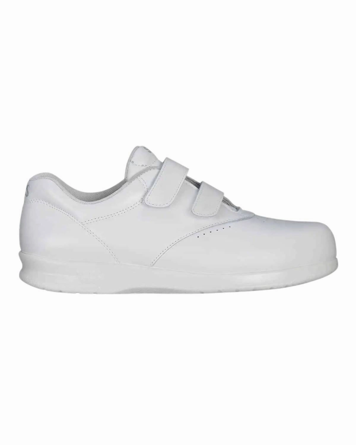 Women's Me Too Walking Shoes-Wide In White