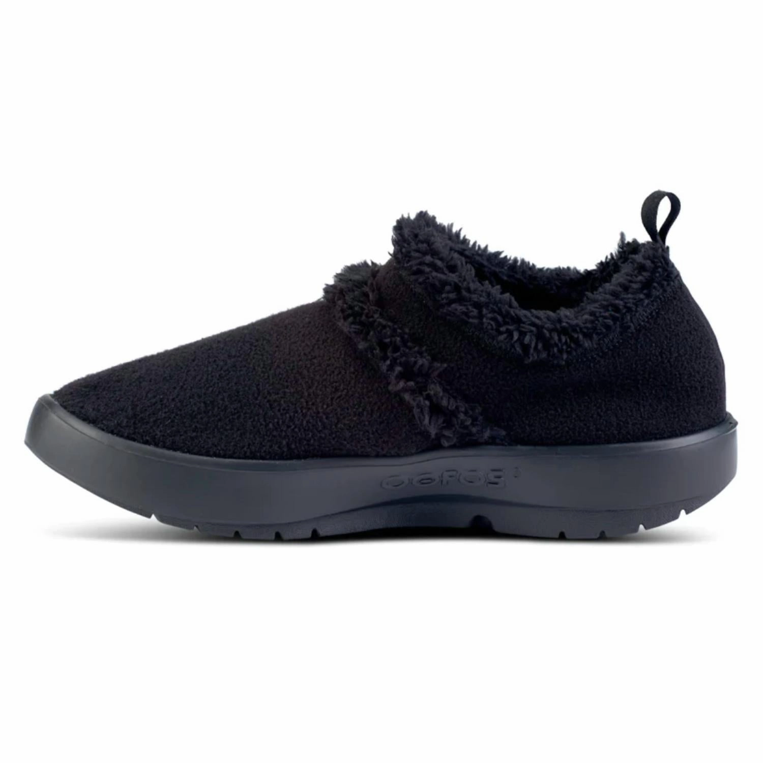 Women's Oocoozie Low Slipper In Black