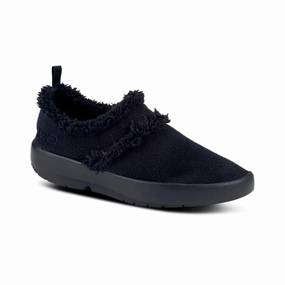 Women's Oocoozie Low Slipper In Black Womens Slippers at low price