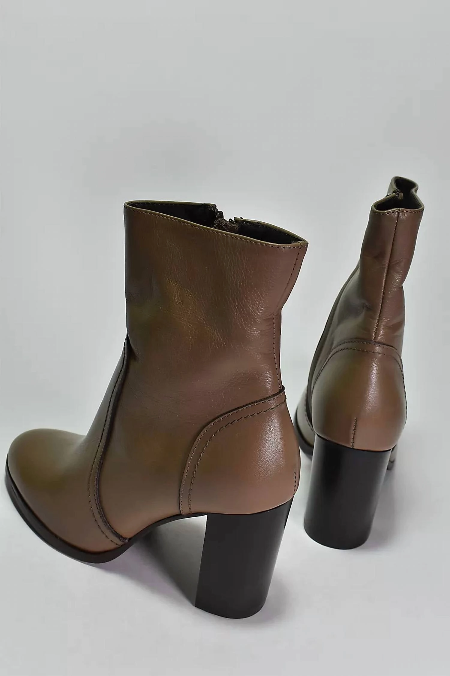 Women's Portia Boots In Taupe